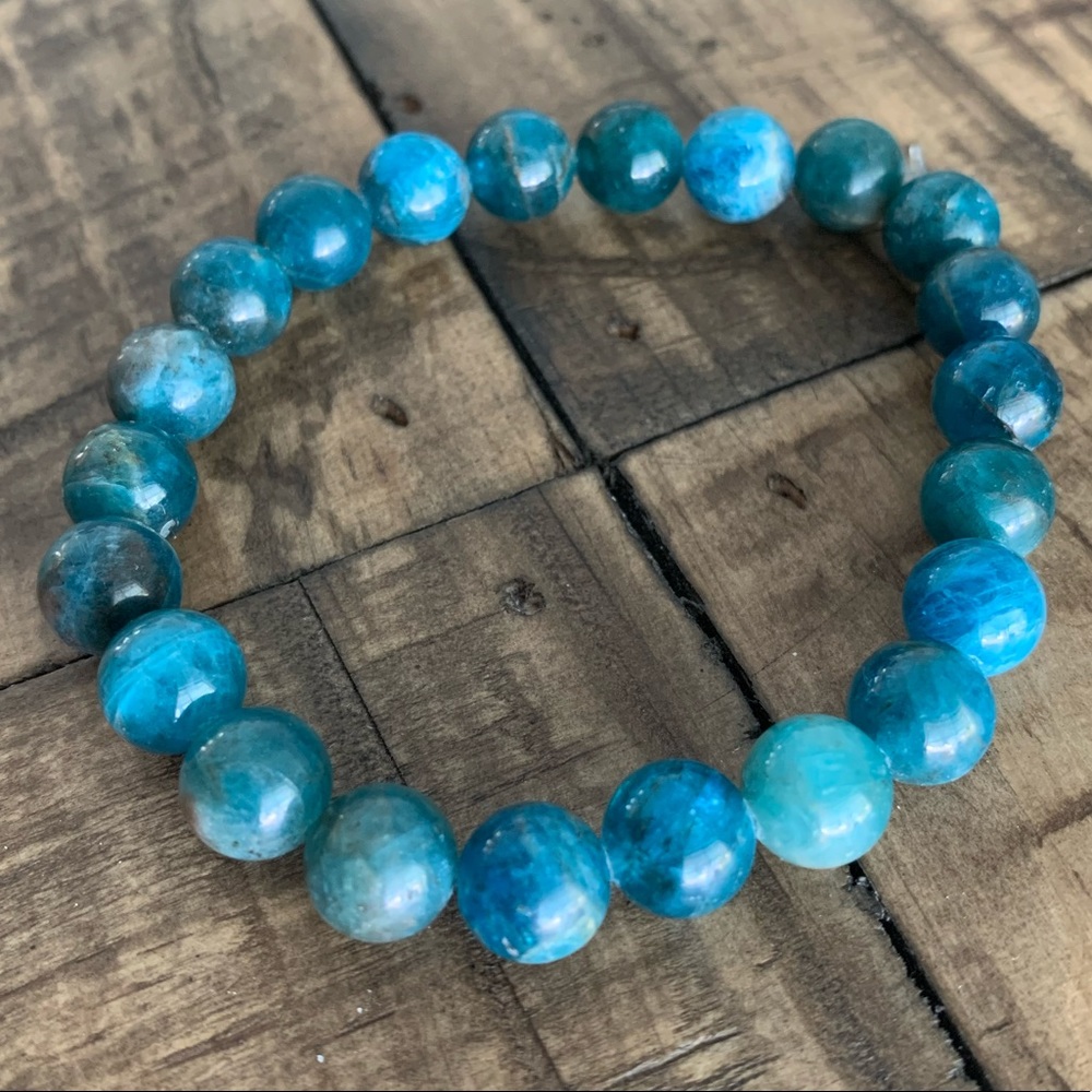 8mm Blue Apatite Bead Chakra Stretch Bracelet - Picture 3 of 12